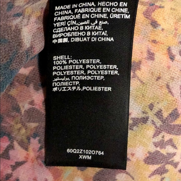 BeBe off shoulder top M/S - Picture 7 of 7